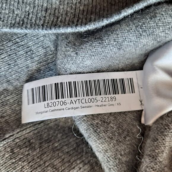 NWT Quince 100% Mongolian Cashmere Cardigan Sweater Heather Grey Womens Size XS - Picture 11 of 12